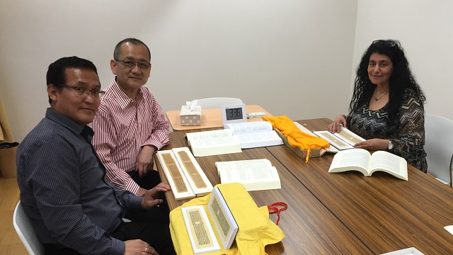 ドルジ・ワンチュク（Dorji Wangchuk）教授とオルナ・アルモジ（Orna Almogi）博士